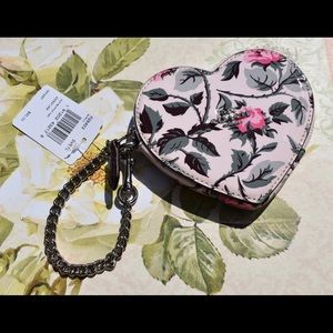 💕Coach Heart-Shaped Coin Case With Rose Print💕